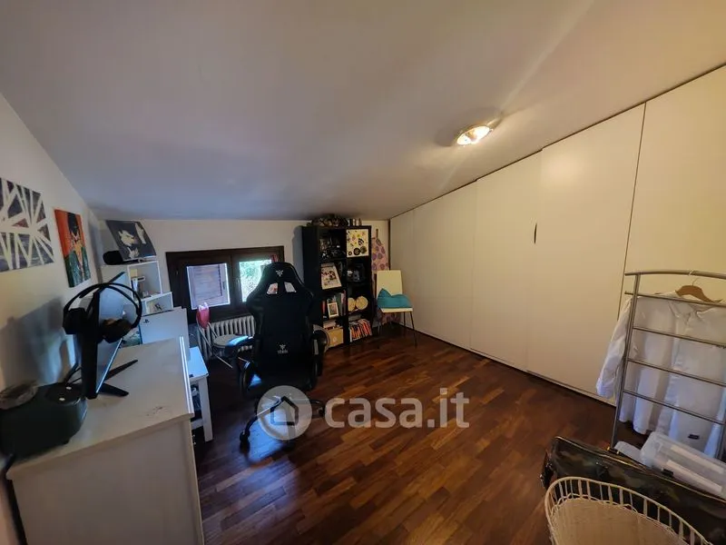 Magamistoad - Two-Level Apartment with Terrace in Castelvetro