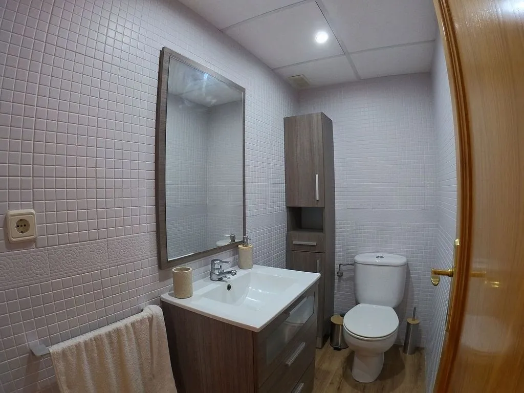 Salles de bain - Semi-detached House with Pool in Almardà