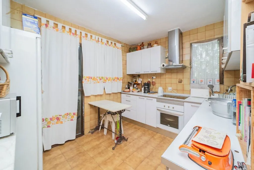 Cuisine - Corner Semi-detached with Pool in Dehesa – El Soto