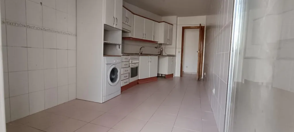 3 magamistoaga korter asukohas Zamora