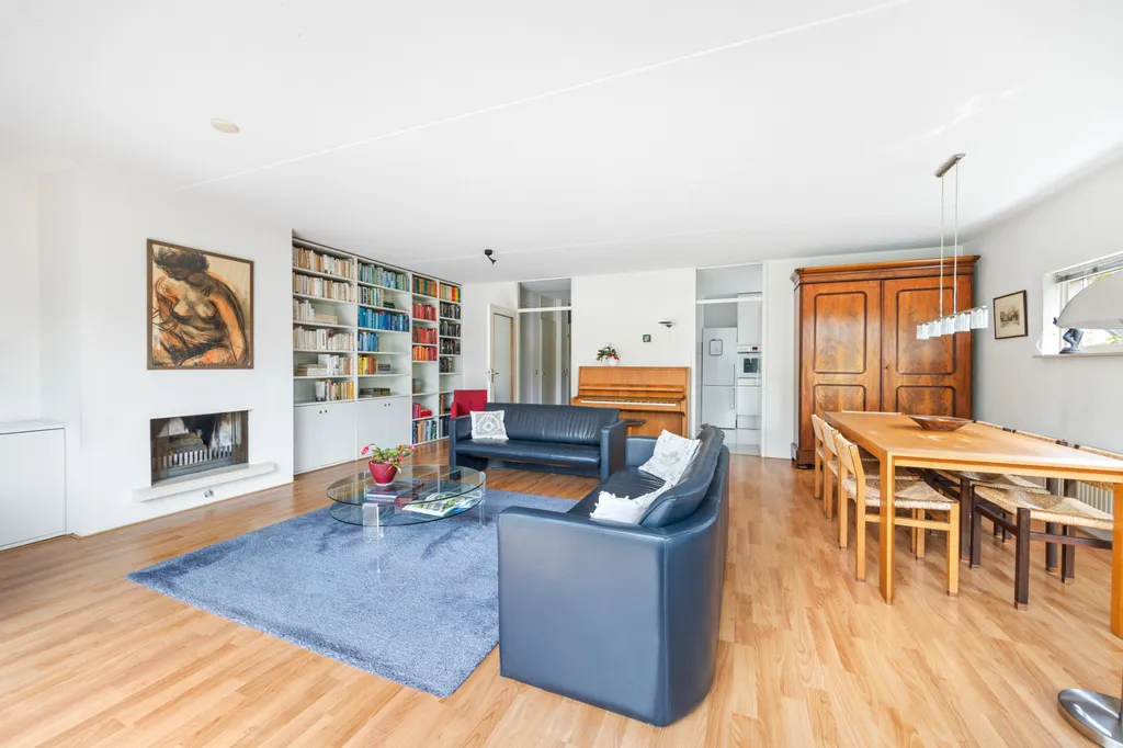 Séjour - Villa with Water View in Leidschendam