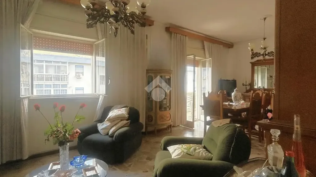Soggiorno - Apartment with Balcony in Palermo