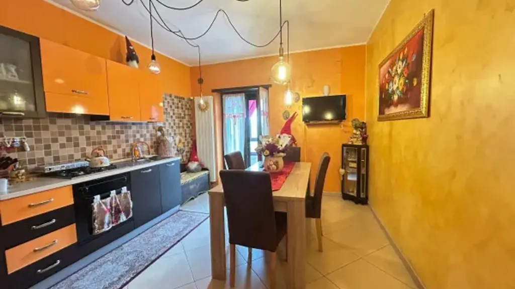 Köök - Modern Apartment with Balcony in Macchia Romana
