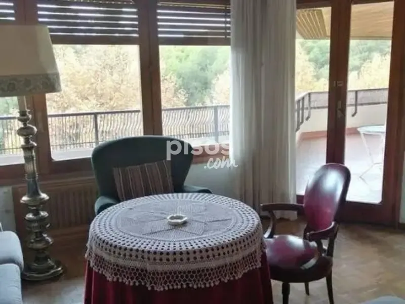 Soggiorno - Six-Bedroom Flat with Park View in Albacete Centre