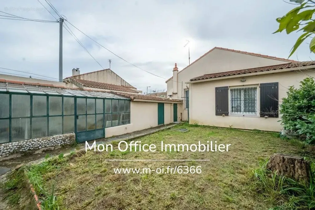 Aed - Renovated House with Garden in Miramas Centre
