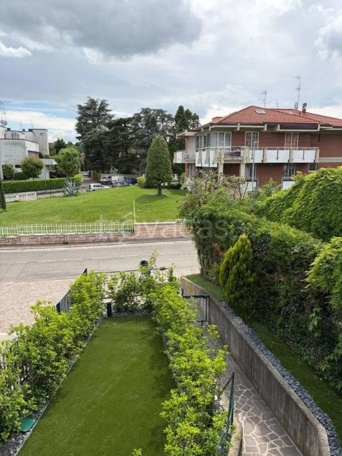 Giardino - Apartment with Terrace in Modena