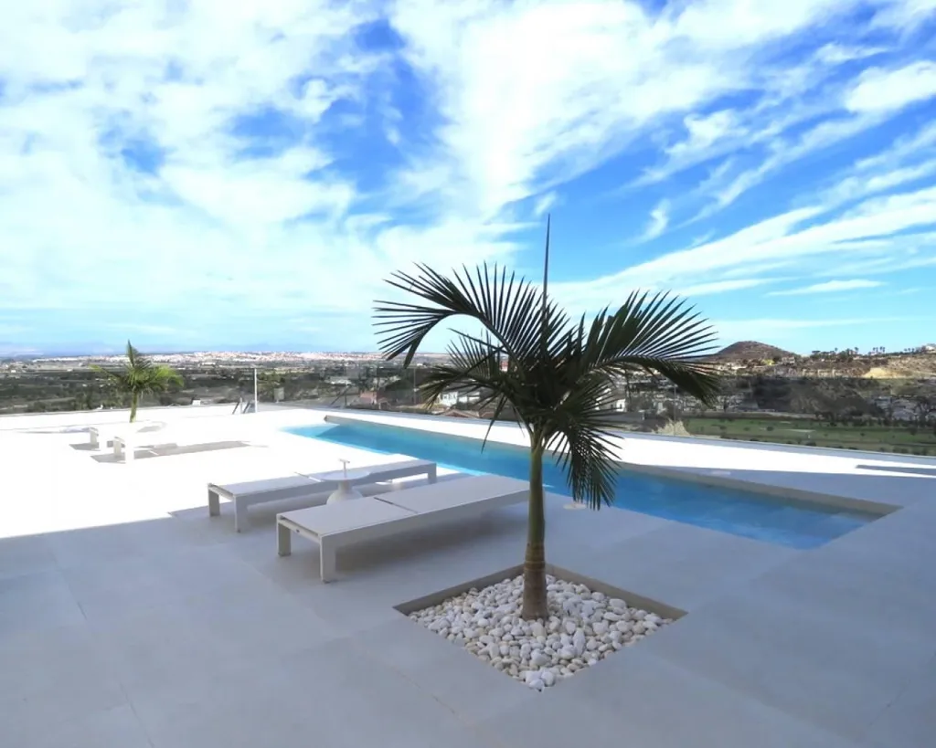 Piscine - Design Villa with Pool in Ciudad Quesada