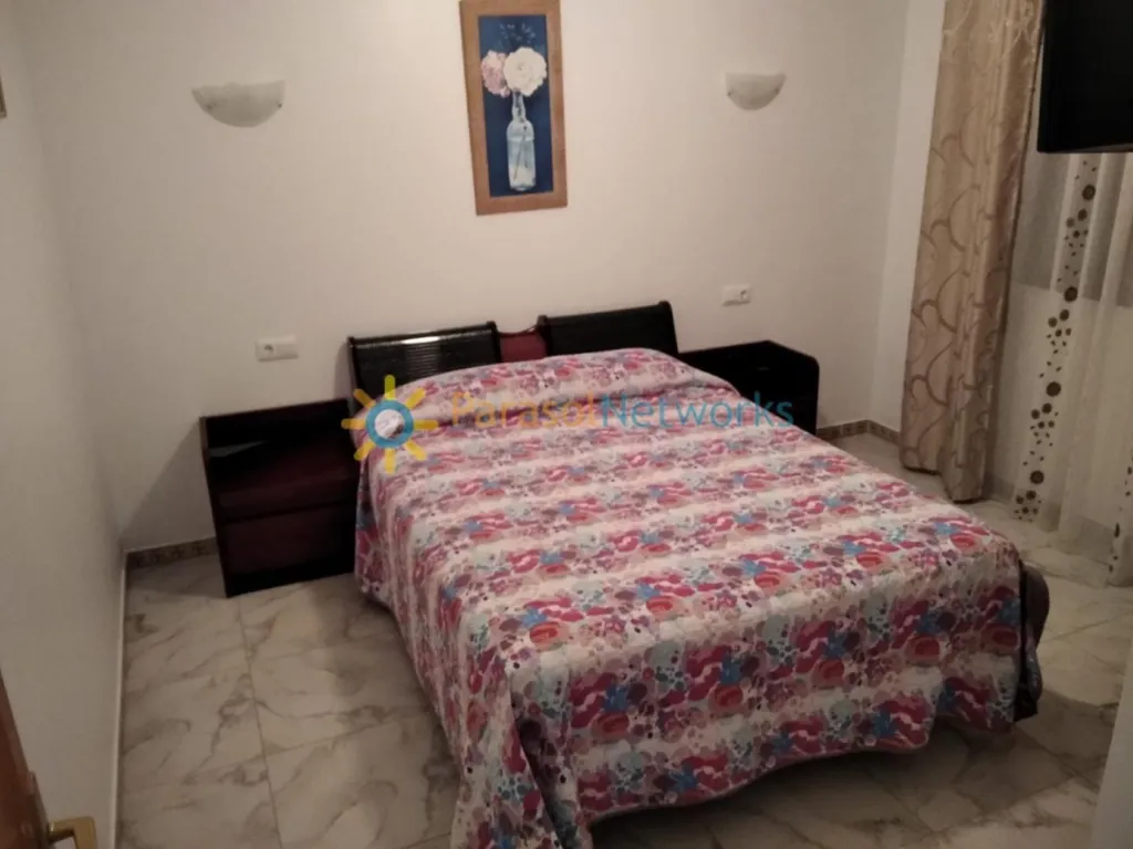 Magamistoad - Detached Villa with Pool in Ador