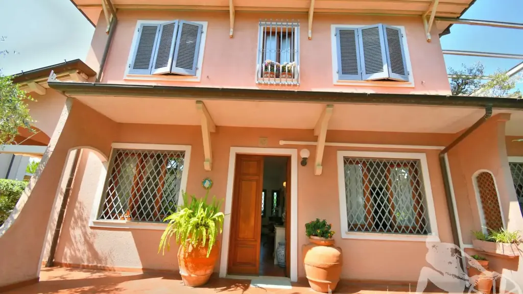 Extérieur - Luxury Villa with Courtyard in Forte dei Marmi