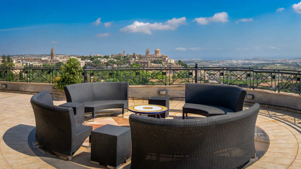 Terrace - 3-bedroom apartment in Rabat