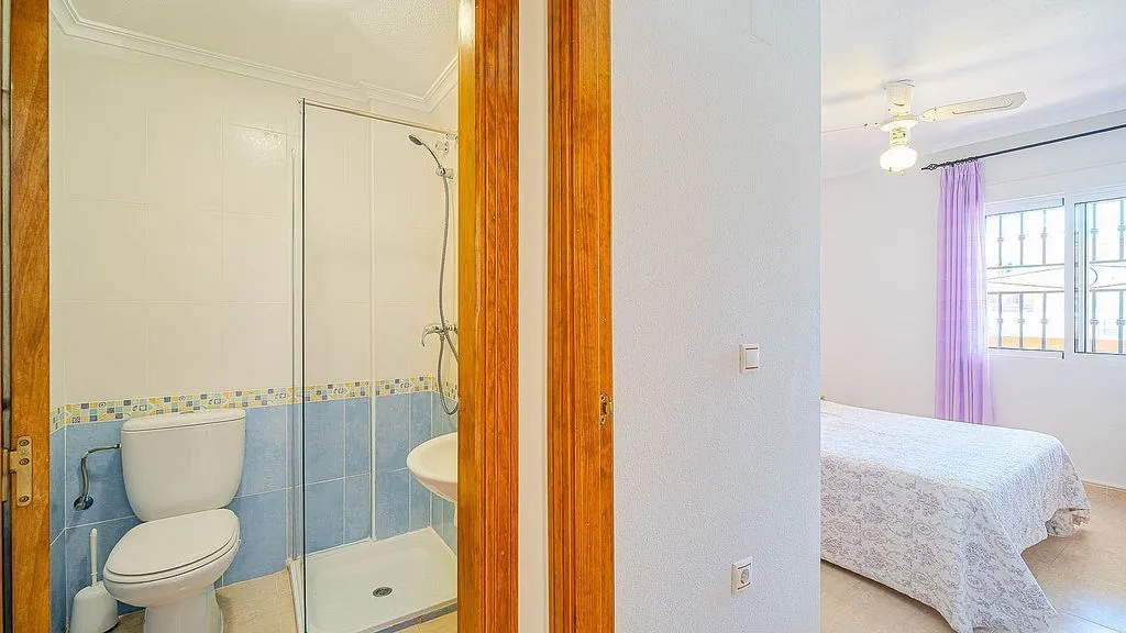 Salles de bain - Ground Floor Apartment with Pool in Orihuela Costa