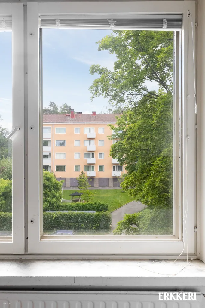 Balcon - Modernised Flat with Metro Access in Lauttasaari