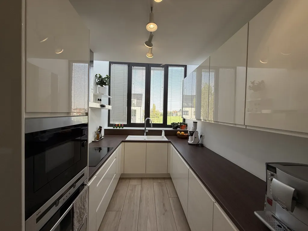 Cuisine - Maison d'Architecte 4 Chambres à Kraainem