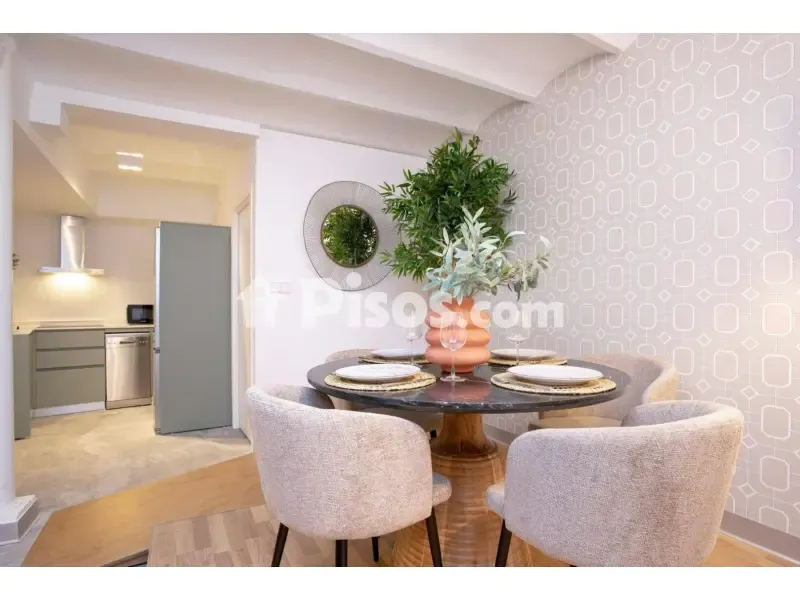 Söögituba - Duplex with Central Location in Seville