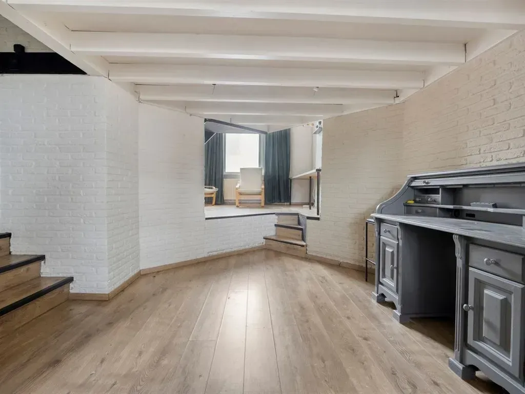 Séjour - Maison à rénover avec jardin à Mortsel