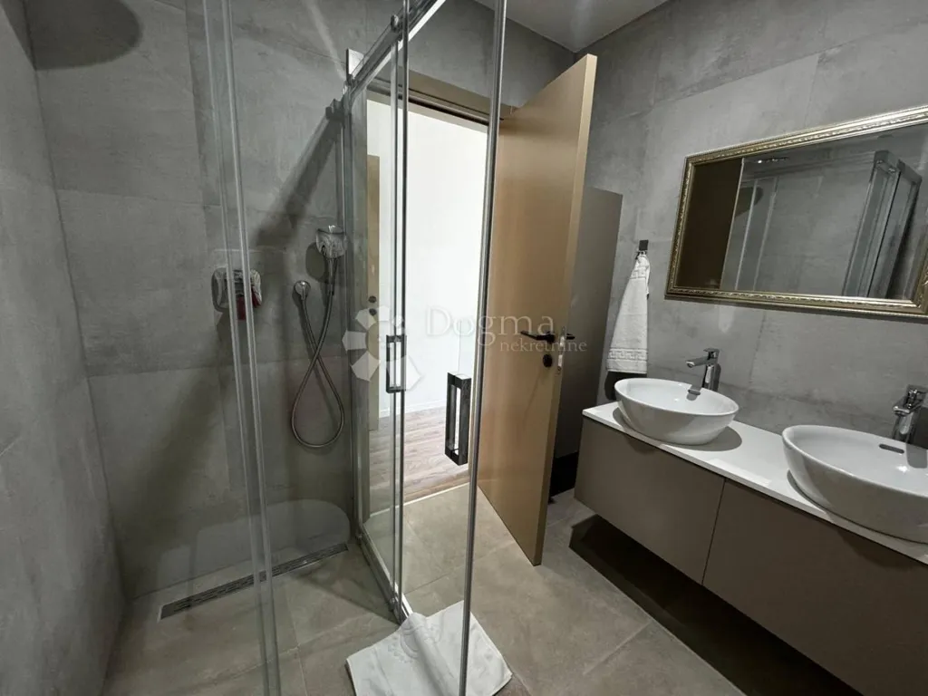 Vannitoad - Luxury Apartment with Private Jacuzzi near Poreč