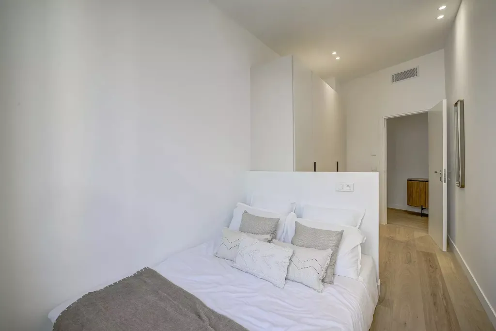 Bedrooms - Renovated 5-Piece Apartment with View in Nice
