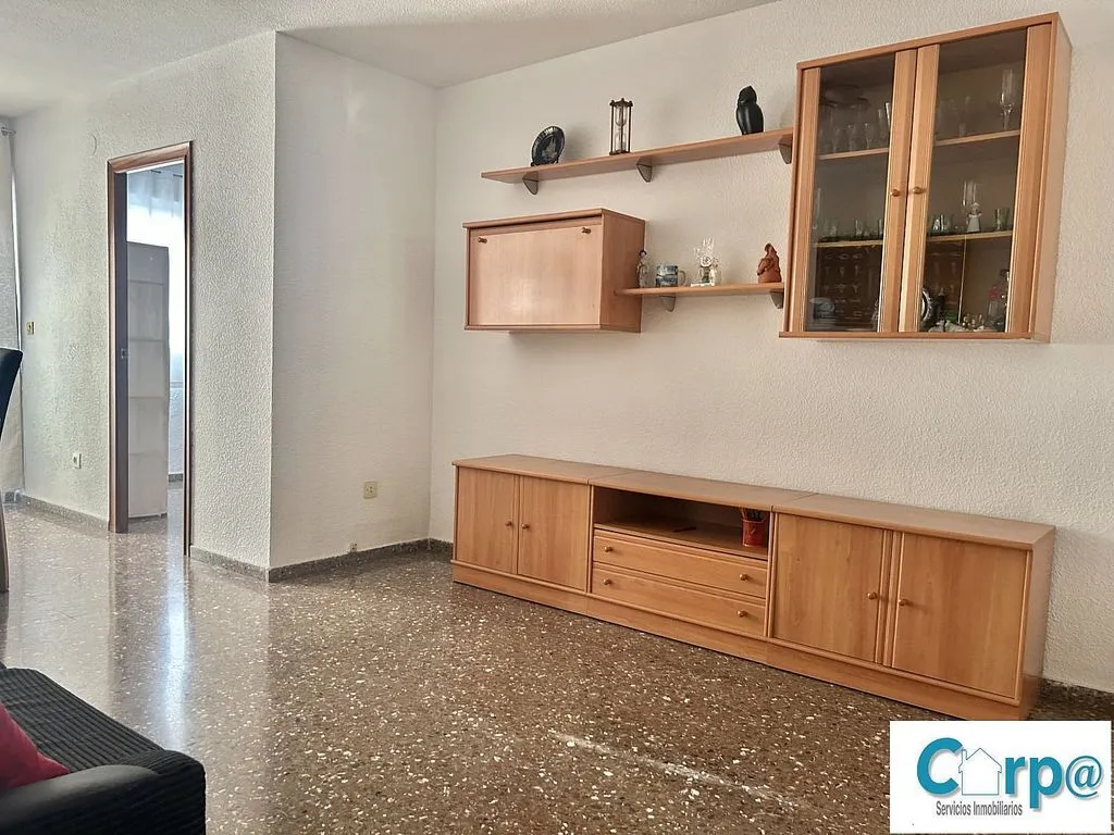 Elutuba - Apartment with Balcony in La Torre