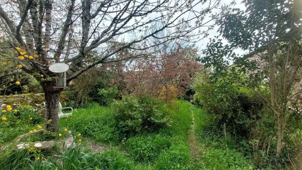 Garden - Village House with Courtyard in Varaignes
