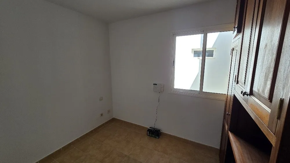 Pièces - Apartment with Storage in Arrecife, Las Palmas