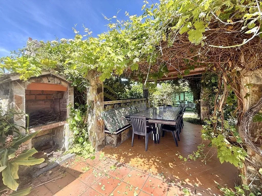 Terrasse - Chalet with Pool and Terrace in Lugar Granda