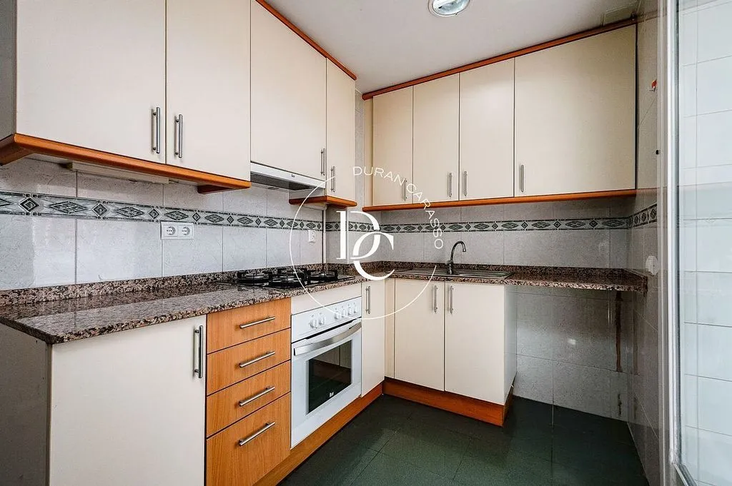 Cuisine - Top-Floor Apartment with Pool in Can Pei