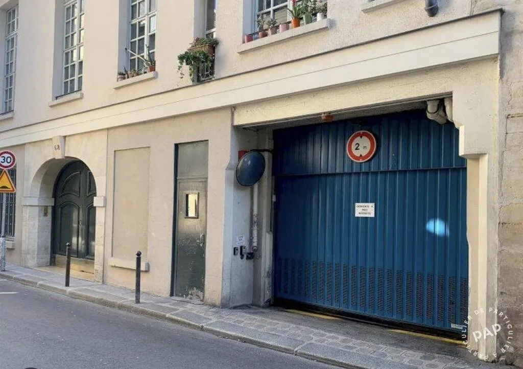 Esterno - Parking Space with EV Charging in Paris 4