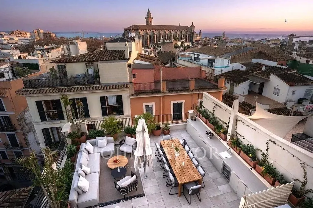 Terrasse - Historic Luxury House with Rooftop Terrace in Palma
