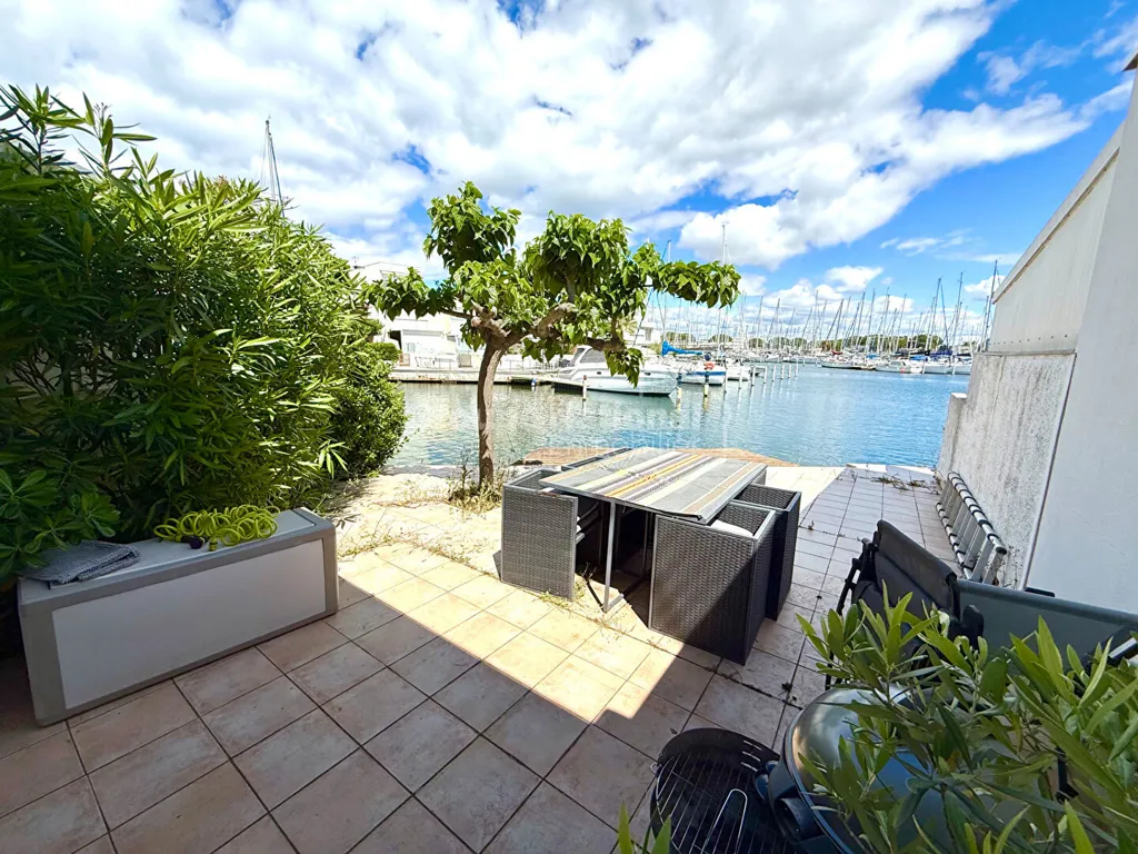 Terrasse - Appartement avec Terrasse et Vue Port à Proximité des Commerces