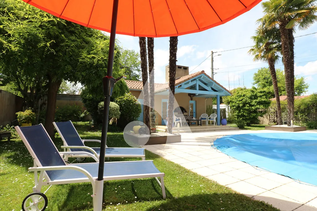 Piscine - Villa avec Piscine et Vue Pyrénées à Odos