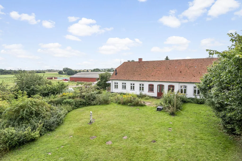 Vue aérienne - Farmhouse with Riding Facilities in Stenløse