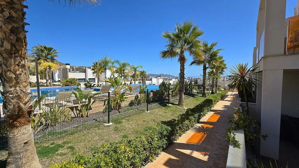 Piscina - Apartment with Private Garden in Finestrat
