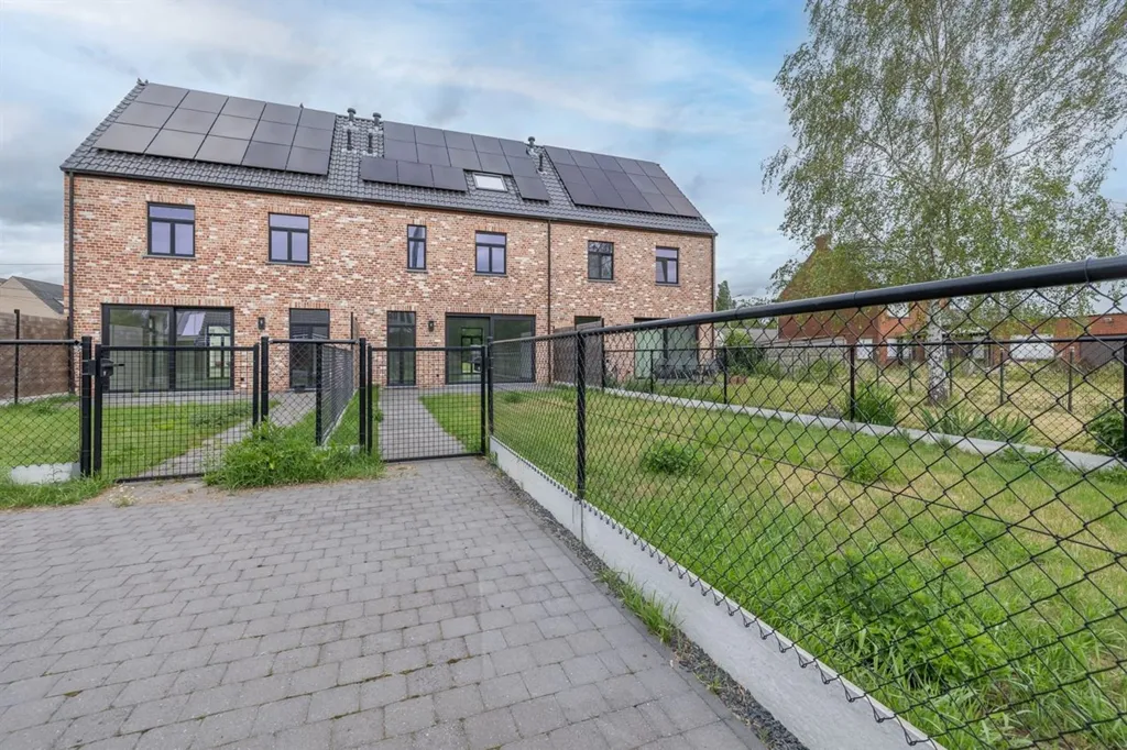 Exterior - New Build with Garden in Central Location