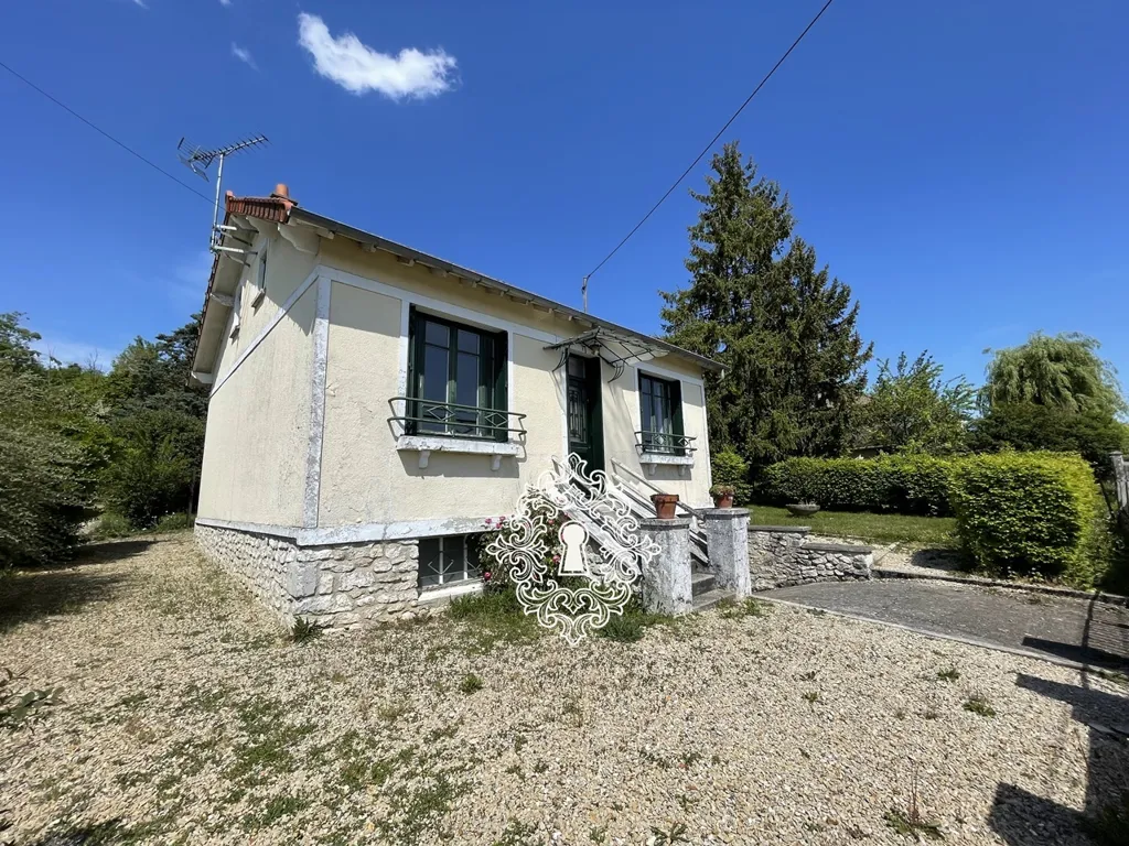 Välivaade - House with Garden and Pool in Donnemarie