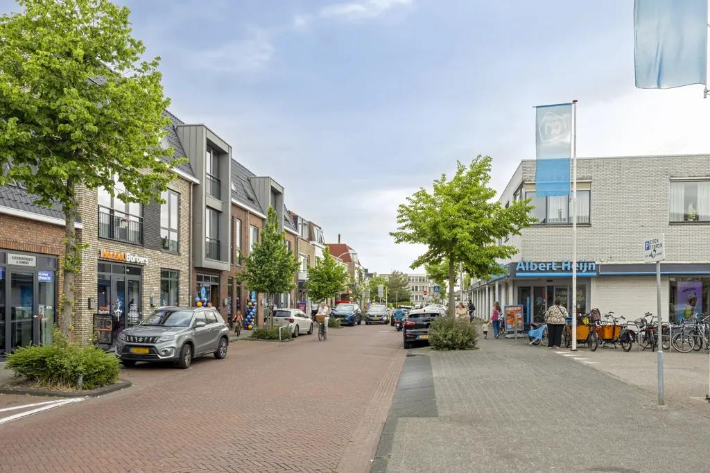 Välivaade - Semi-Detached Home with Workshop in Honselersdijk