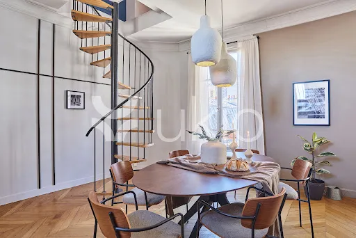 Söögituba - Luxury Apartment with Elevator in Paris 17th