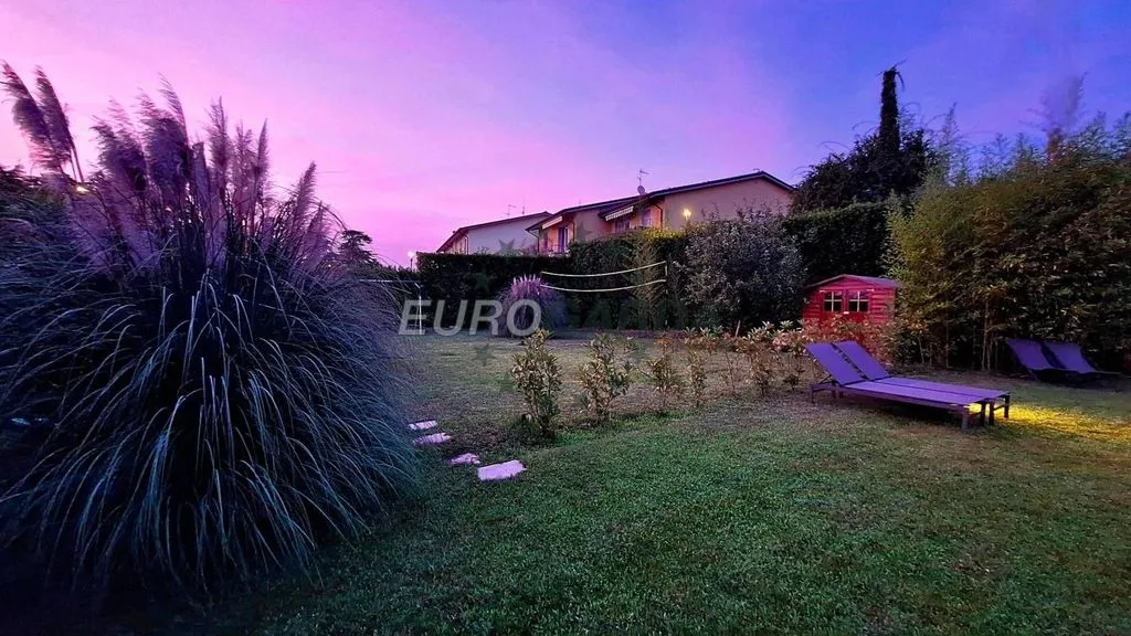 Aed - Villa with Pool in Lazise
