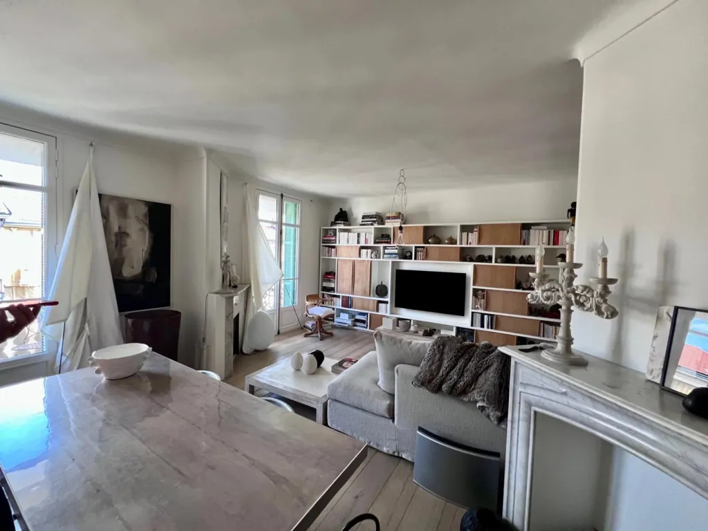Séjour - 2 Pièces Dernier Étage avec Balcons à Montpellier