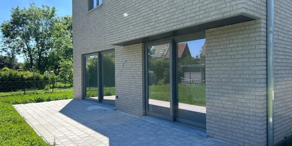 Extérieur - Nouvelle Construction avec Carport à Sleidinge