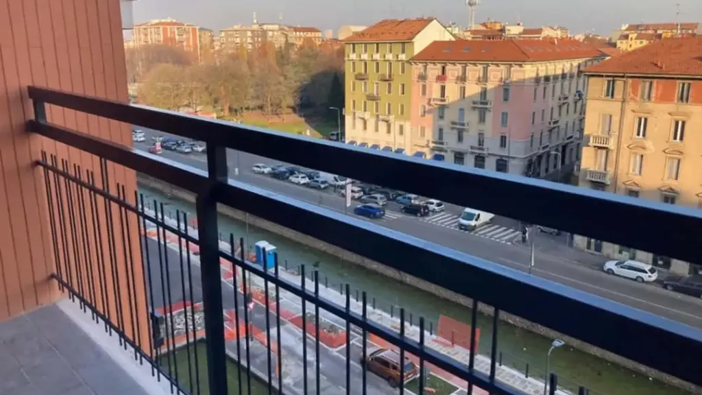Balcon - Modern Studio with City View in Milan