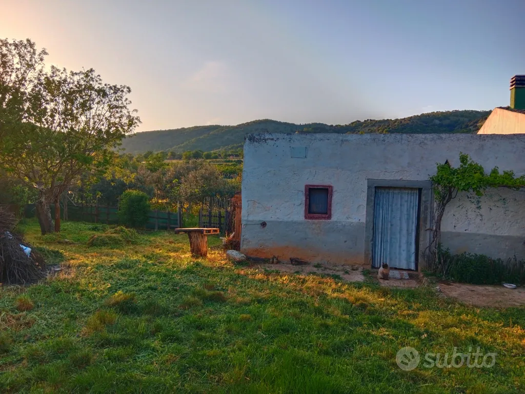 Extérieur - Land with Buildings in Rural Area