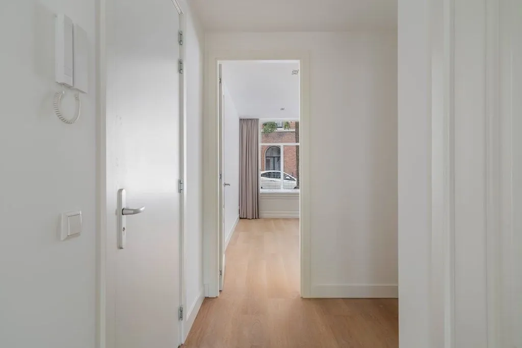 Entrée - Renovated Apartment with Garden in The Hague
