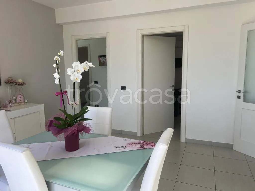 Söögituba - Spacious Apartment with Balcony in Modica