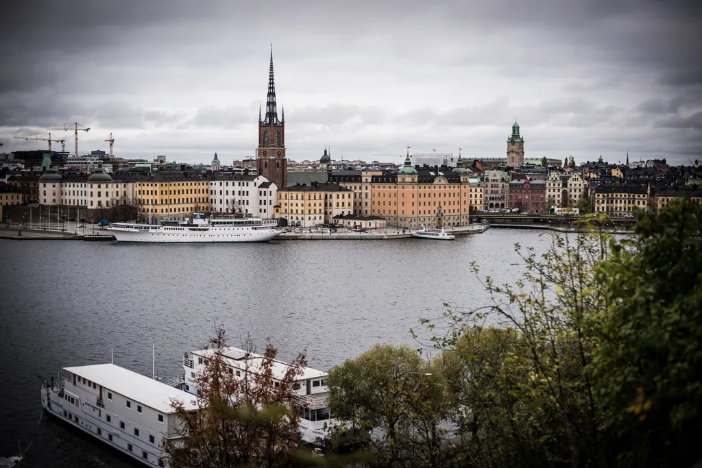 Turn-of-the-Century Flat with Balcony in Södermalm
