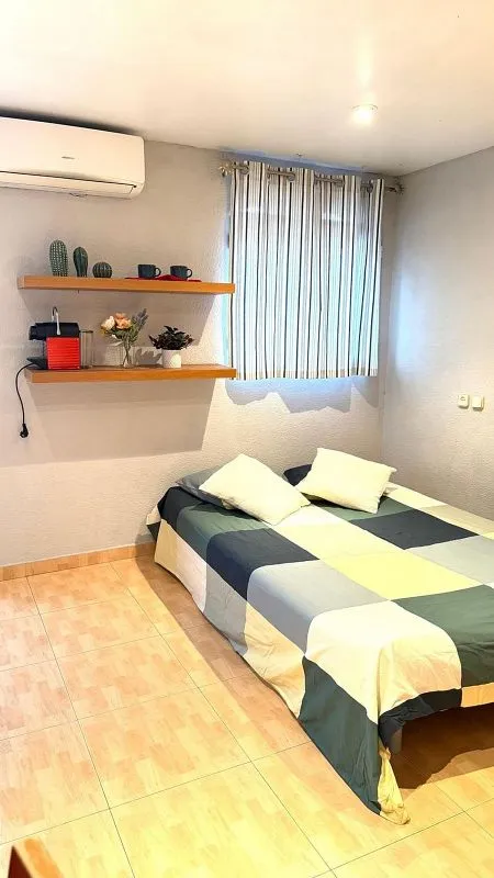 Magamistoad - Furnished Studio with Balcony in Goya, Madrid