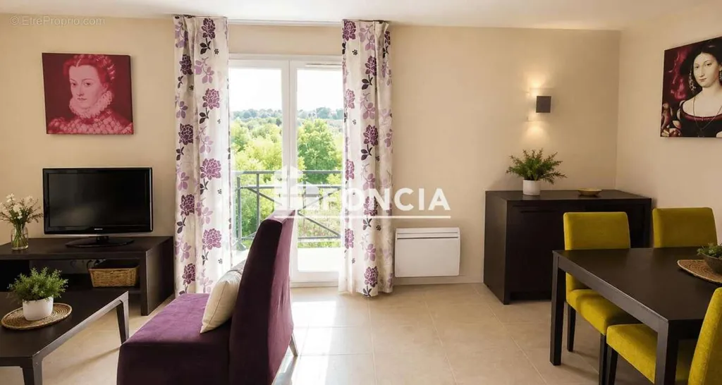 Salle à manger - Studio avec Piscine à Amboise