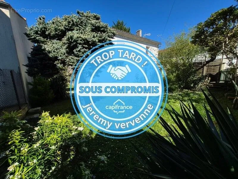 Jardin - Maison avec Chai à Archingeay