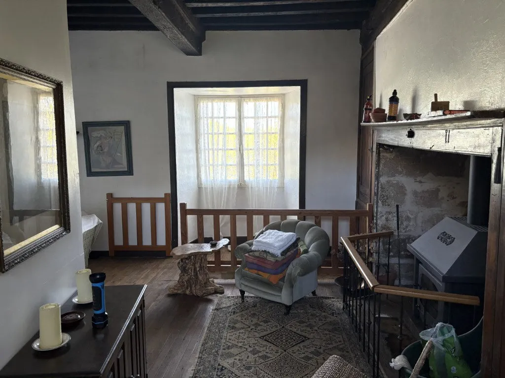 Elutuba - Renovated Stone House with Pool near Objat