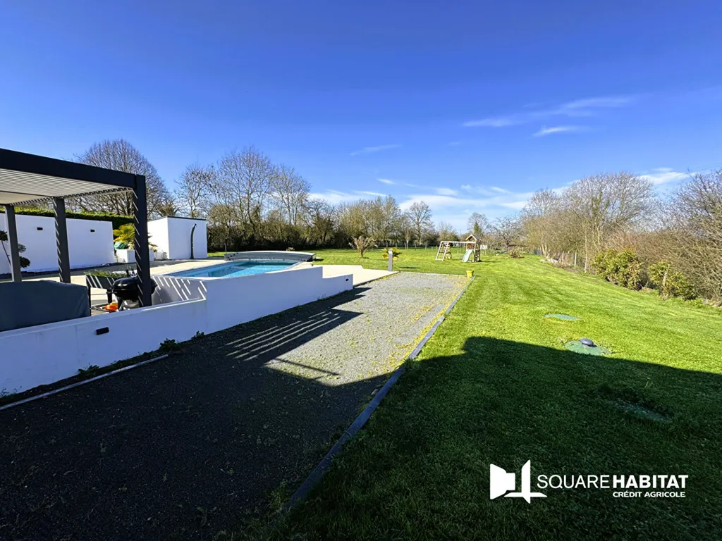 Jardin - Pavillon Familial avec Piscine à Cholet