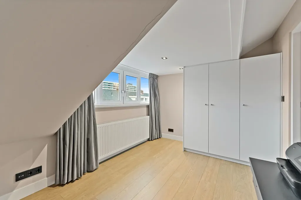 Pièces - Renovated Apartment with Balcony in Blijdorp